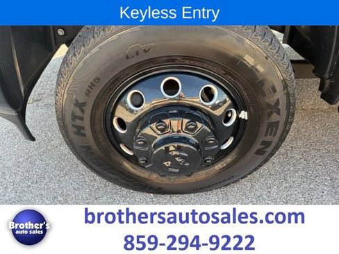 Used 2024 RAM 3500 Big Horn w/ Night Edition AWD/4WD image 15