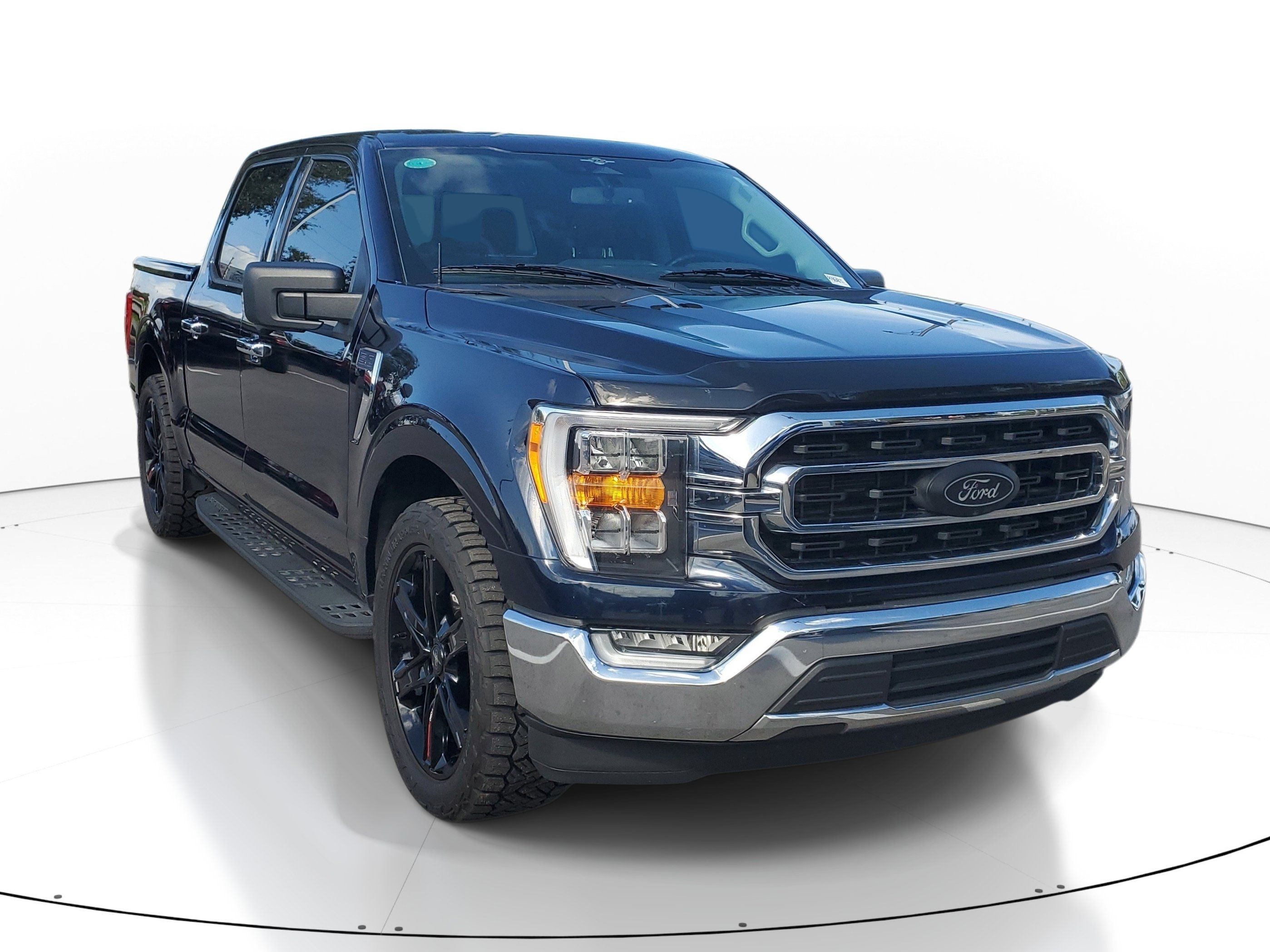 Used 2023 Ford F150 XLT w/ Equipment Group 302A High RWD image 2