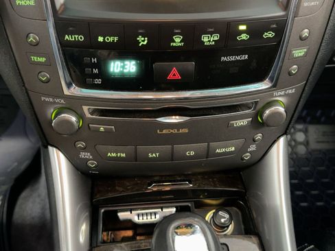 Used 2011 Lexus IS 250 4dr Sport Sdn Auto AWD image 17