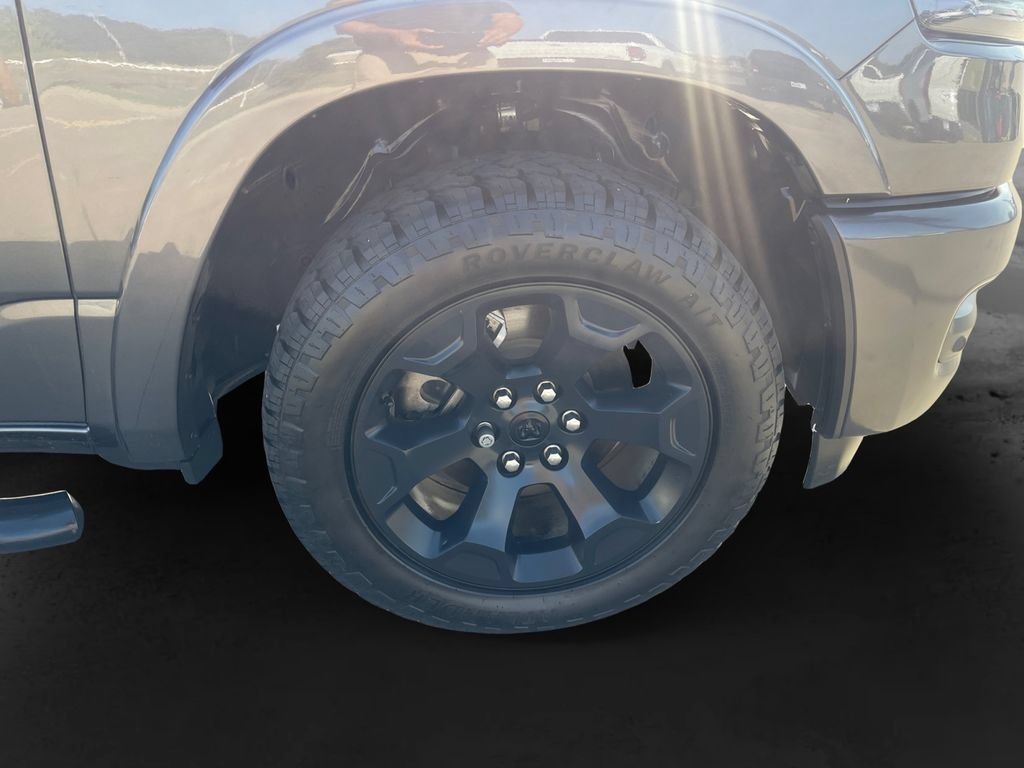 Used 2025 RAM 1500 Big Horn AWD/4WD image 33