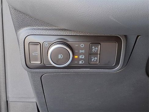 New 2026 Ford Explorer Active w/ Active Comfort Package image 9
