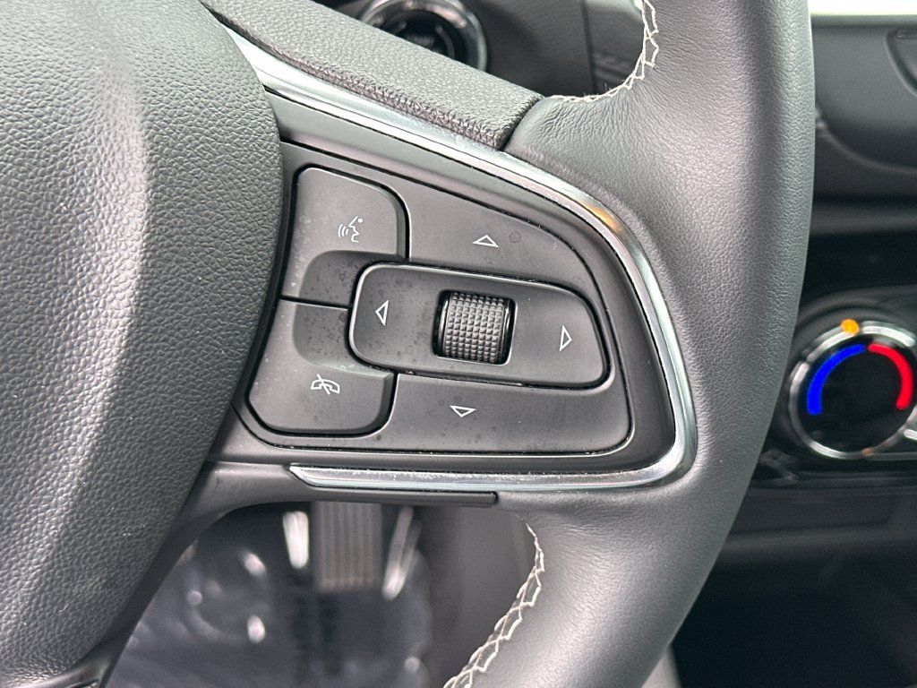 Used 2023 Buick Encore GX Preferred w/ Cold Weather Comfort Package FWD image 20
