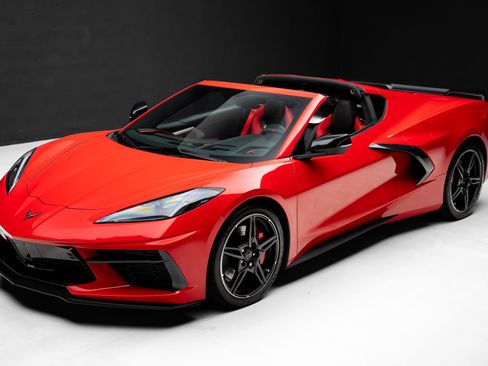 Used 2020 Chevrolet Corvette Stingray Premium Cpe w/ 3LT Preferred Equipment Group RWD image 7