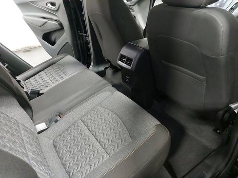 Used 2023 Chevrolet Equinox LT w/ Driver Convenience Package image 11