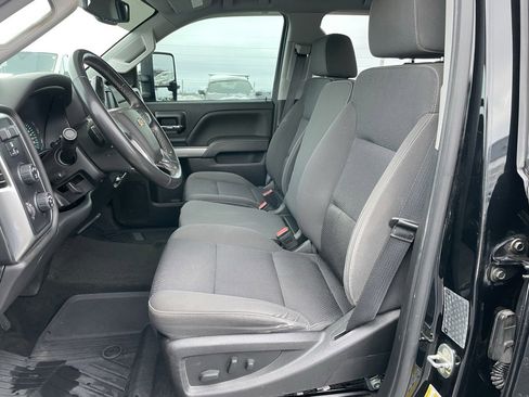 Used 2017 Chevrolet Silverado 3500 LT w/ LT Convenience Package image 8