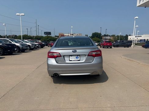 Used 2015 Subaru Legacy 2.5i Premium AWD/4WD image 6