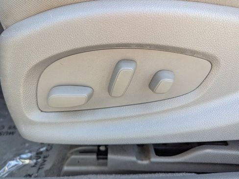 Used 2017 Chevrolet Impala LS FWD image 12