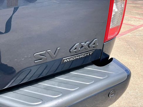Used 2020 Nissan Frontier SV w/ Midnight Edition Floor Mats AWD/4WD image 10