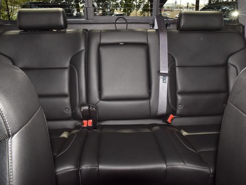 Used 2017 Chevrolet Silverado 1500 LTZ Z71 AWD/4WD image 19