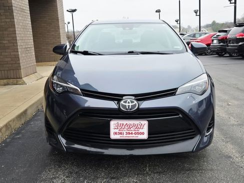 Used 2017 Toyota Corolla LE image 2