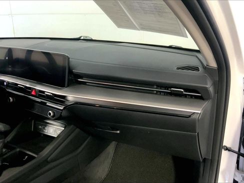 Used 2025 Kia K5 LXS FWD image 16