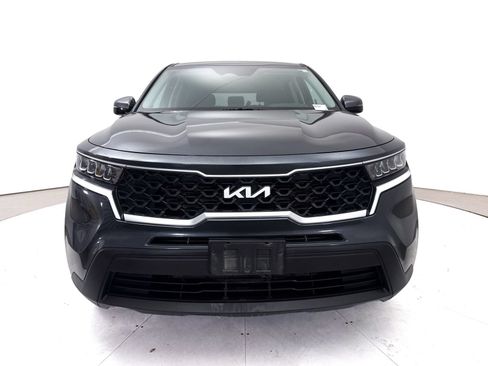 Used 2023 Kia Sorento LX FWD image 12
