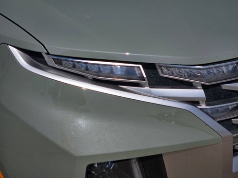 Used 2024 Hyundai Santa Cruz SEL w/ Activity Package FWD image 8