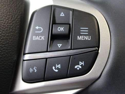 New 2026 Ford Explorer Active RWD image 38