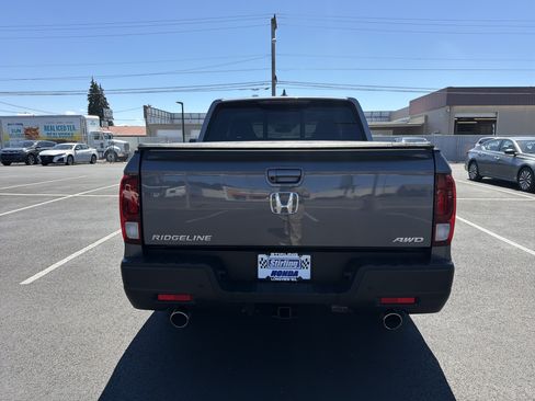 Used 2023 Honda Ridgeline RTL-E image 4