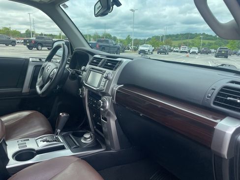 Used 2019 Toyota 4Runner Limited w/ Wilderness Package AWD/4WD image 9