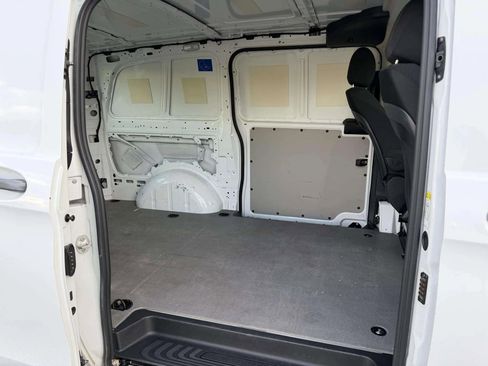 Used 2018 Mercedes-Benz Metris image 10