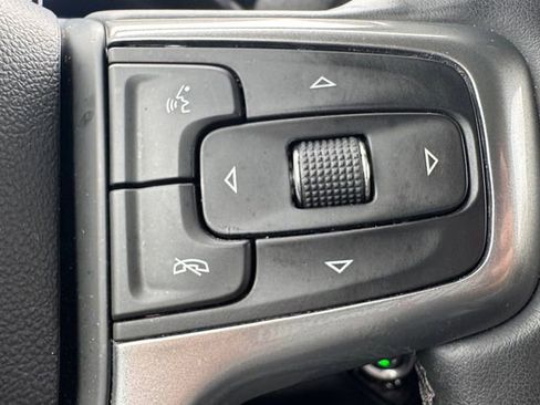 Used 2024 Chevrolet Silverado 2500 LT image 8