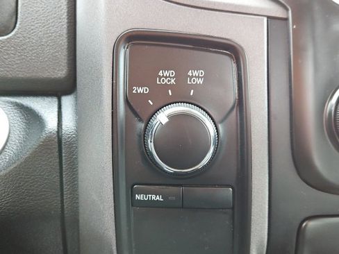 Used 2013 RAM 1500 Express image 36