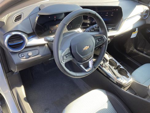 New 2026 Chevrolet Trax LT w/ Driver Confidence Package image 27