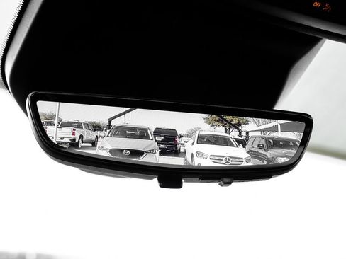 Used 2021 Cadillac Escalade ESV Premium Luxury Platinum image 27