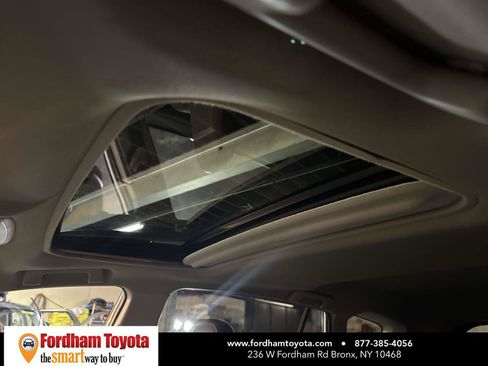 Used 2018 Toyota RAV4 Limited w/ Advanced Technology Package FWD image 19
