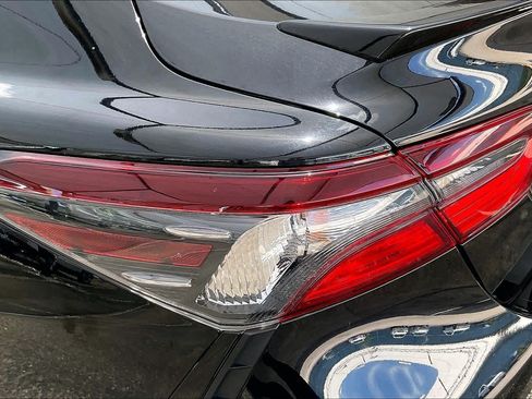 Used 2023 Toyota Camry SE FWD image 28