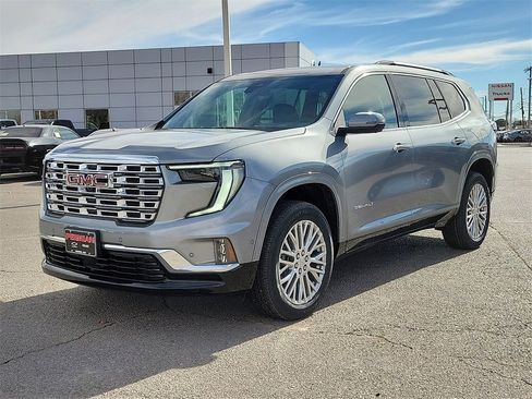 New 2026 GMC Acadia Denali w/ Super Cruise Package image 5