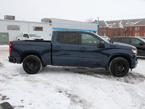 Used 2023 Chevrolet Silverado 1500 RST image 4