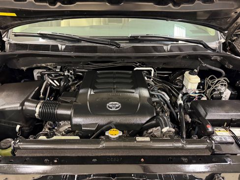 Used 2013 Toyota Sequoia Limited AWD/4WD image 24