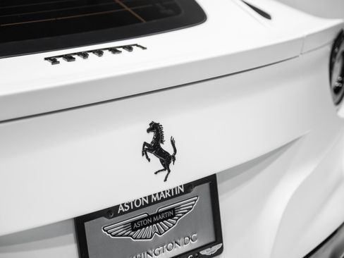 Used 2017 Ferrari F12 Berlinetta RWD image 11