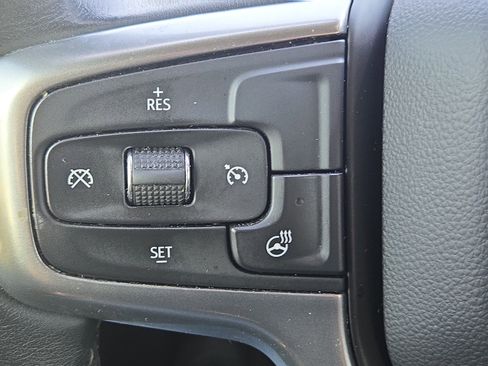 Used 2021 Chevrolet Silverado 1500 RST image 25