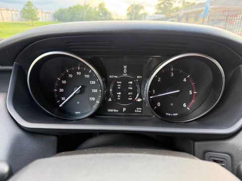 Used 2017 Land Rover Range Rover Sport HSE AWD/4WD image 35