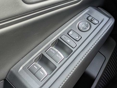 Used 2025 Honda Accord Sport image 23