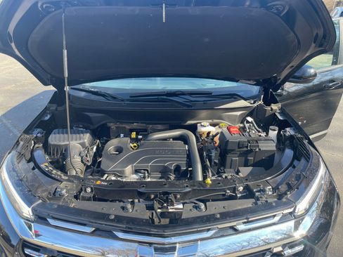Used 2025 Chevrolet Equinox LT image 28