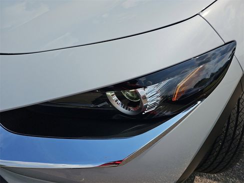 New 2025 MAZDA CX-30 AWD 2.5 S w/ Select Sport Pkg image 29