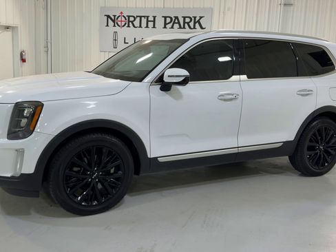 Used 2022 Kia Telluride SX w/ SX Prestige Package image 6