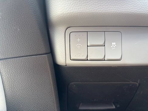 Used 2017 Kia Soul + FWD image 22