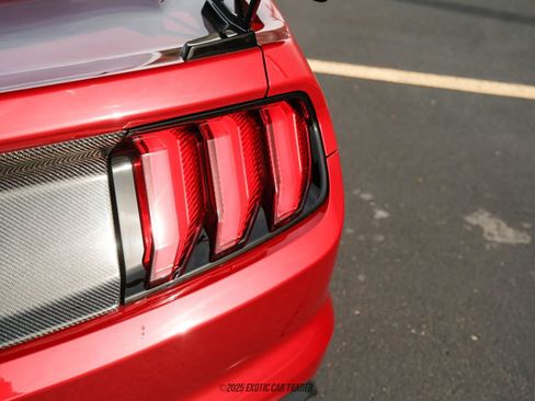 Used 2020 Ford Mustang Shelby GT500 w/ Carbon Fiber Track Pack image 76