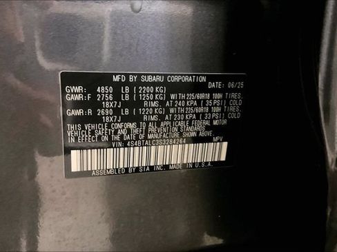 Used 2025 Subaru Outback Onyx Edition AWD/4WD image 35