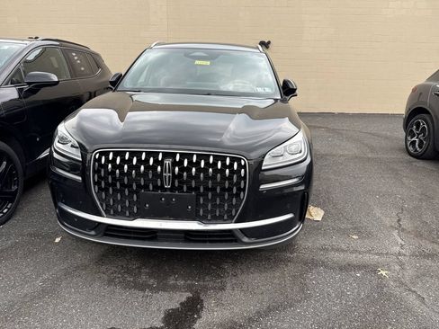 Certified 2023 Lincoln Corsair Reserve w/ Equipment Group 202A AWD/4WD image 29
