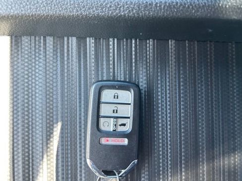 Used 2023 Honda Passport TrailSport image 31