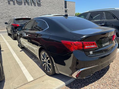Used 2019 Acura TLX V6 FWD image 3