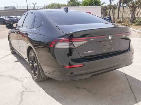 Used 2025 Honda Accord SE image 7