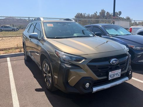 Used 2023 Subaru Outback Touring XT AWD/4WD image 2