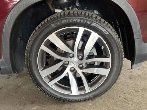 Used 2017 Honda Pilot Touring image 20