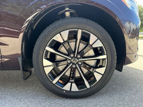 New 2026 Volvo XC60 B5 Plus w/ Climate Package image 7