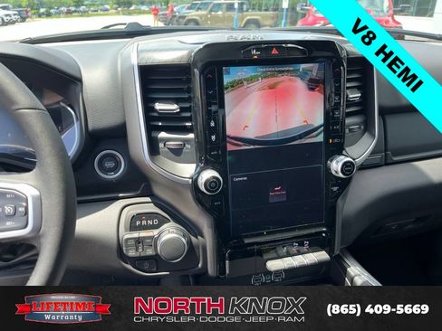 New 2026 RAM 1500 Big Horn AWD/4WD image 9