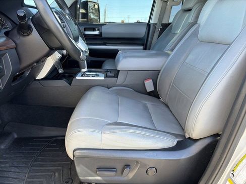 Used 2019 Toyota Tundra Limited w/ TRD Off Road Package image 27