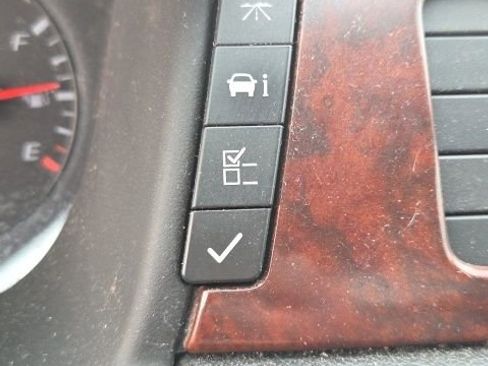 Used 2009 Chevrolet Impala LS image 24